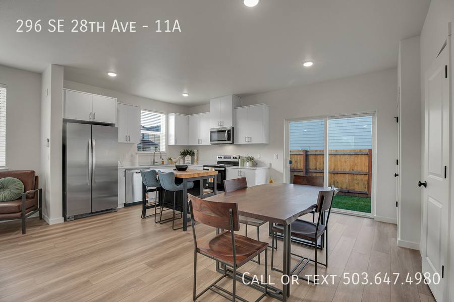 Townhouse for rent at 296 SE 28th Ave #11A, Albany, OR 97322
