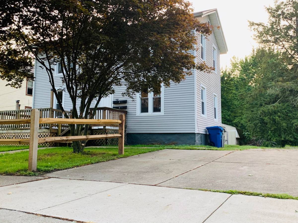 Apartment for rent at 1101 S Main St, Titusville, PA 16354