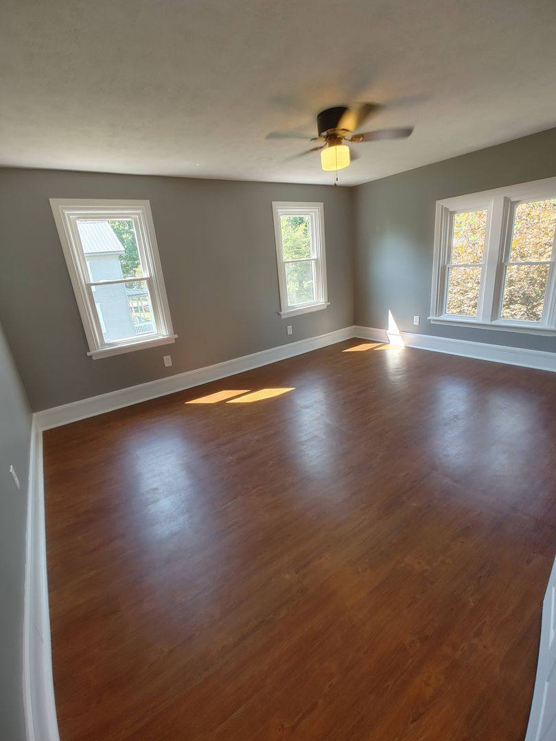 Apartment for rent at 1101 S Main St, Titusville, PA 16354