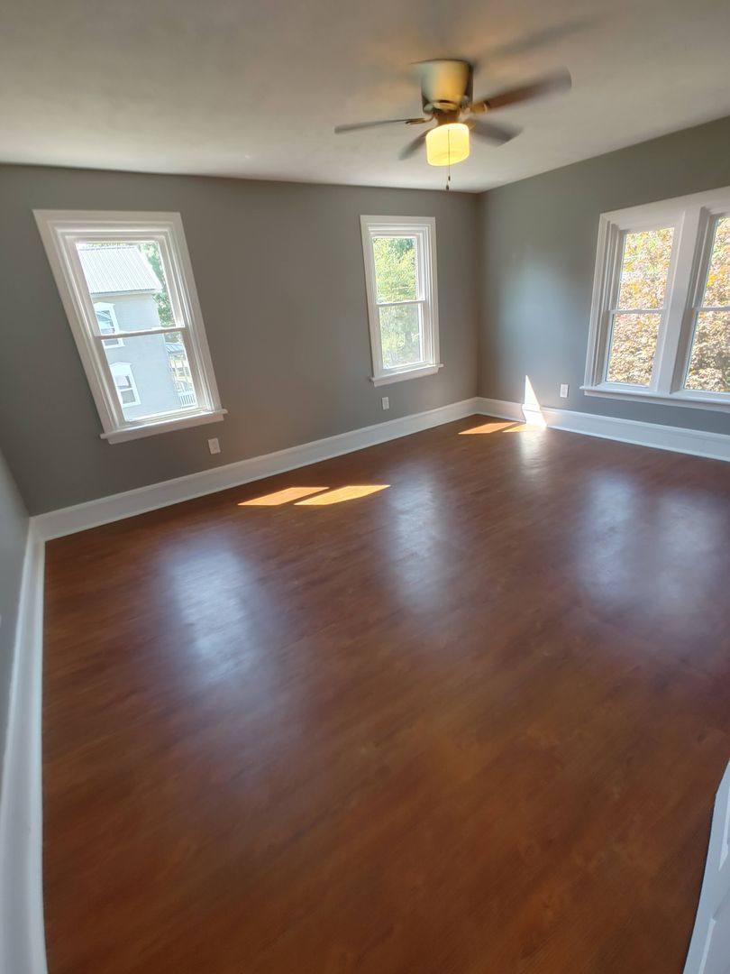 Apartment for rent at 1101 S Main St, Titusville, PA 16354