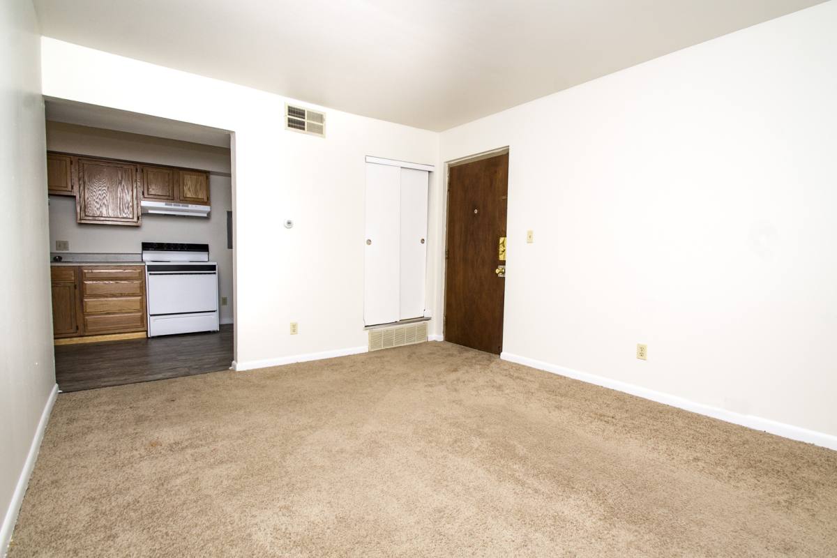 Apartment for rent at 170-194 Jefferson Ave, Columbus, OH 43215