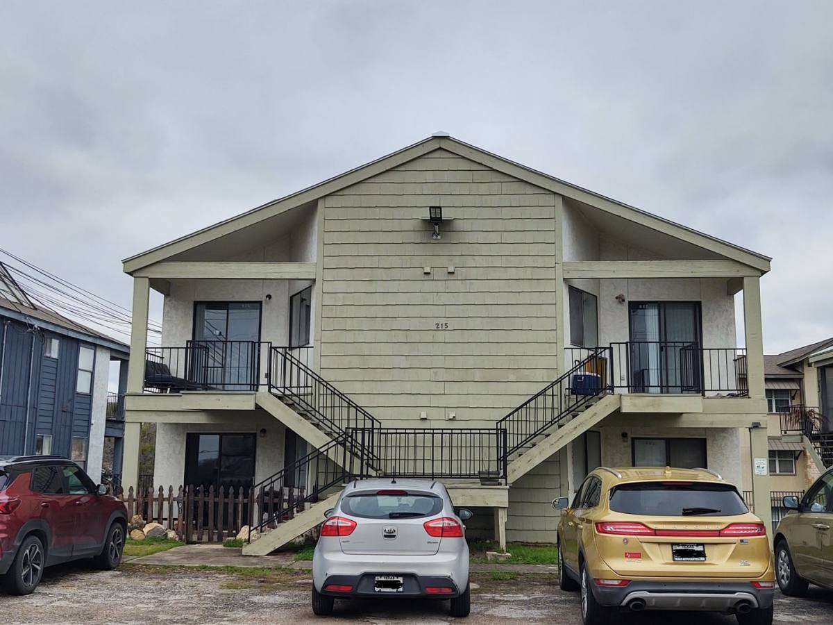 Apartment for rent at 215 Ramsay, San Marcos, TX 78666