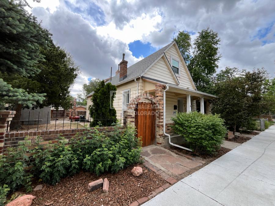 House for rent at 4032 Lipan St, Denver, CO 80211