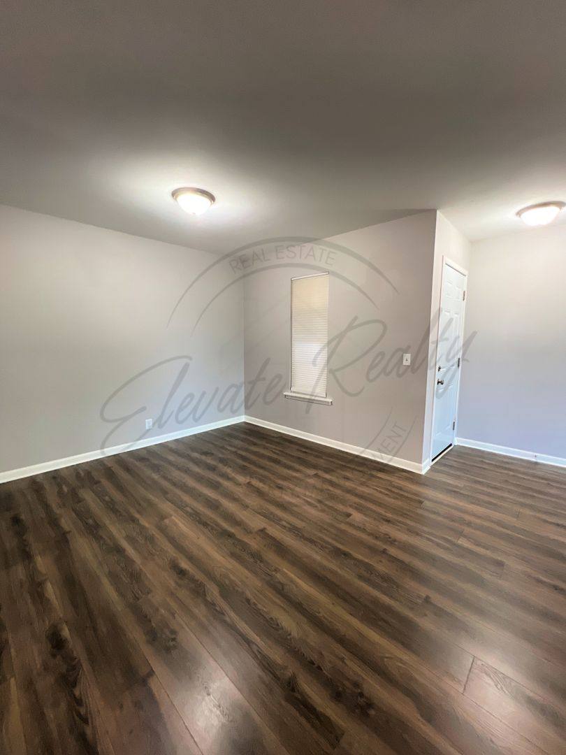 Apartment for rent at 555 N Dupont Ave, Madison, TN 37115