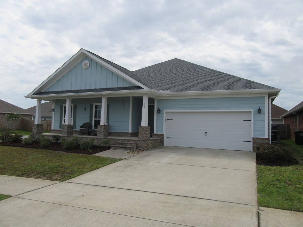 House for rent at 107 N Shoreview Dr, Panama City, FL 32404