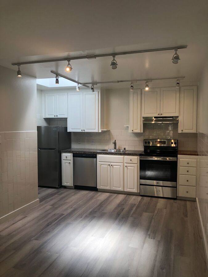 Apartment for rent at 1737 Jackson St #304, San Francisco, CA 94109