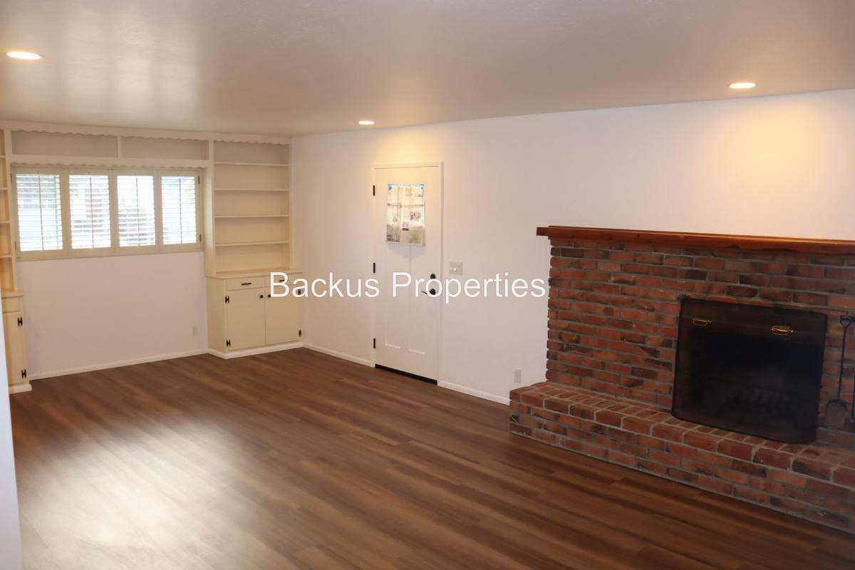 House for rent at 738 Carmelita Dr, Salinas, CA 93901