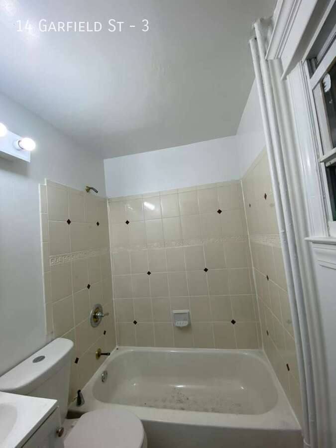 Apartment for rent at 14 Garfield St #3, Yonkers, NY 10701