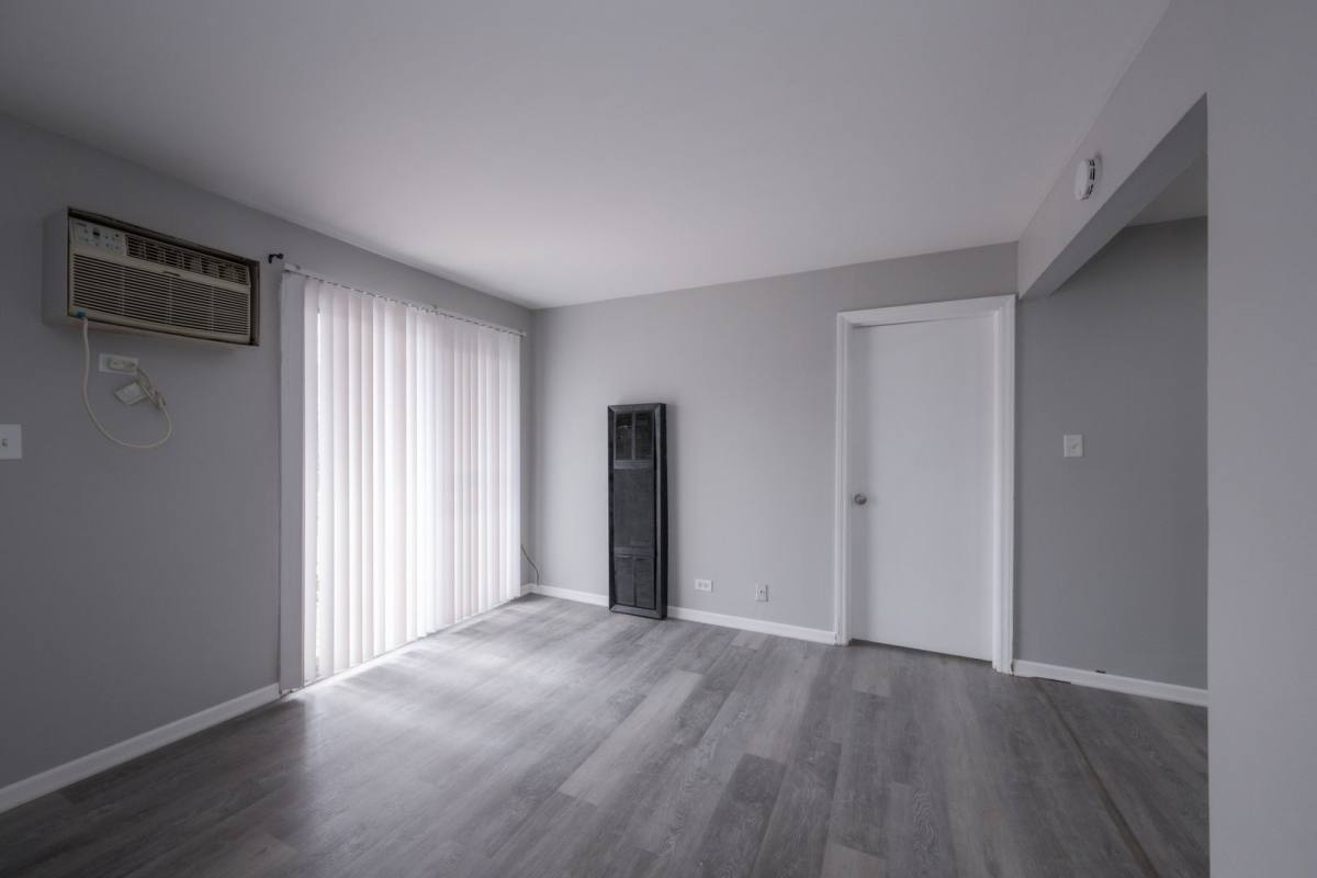 Apartment for rent at 15302-03 Knox, Oak Forest, IL 60452