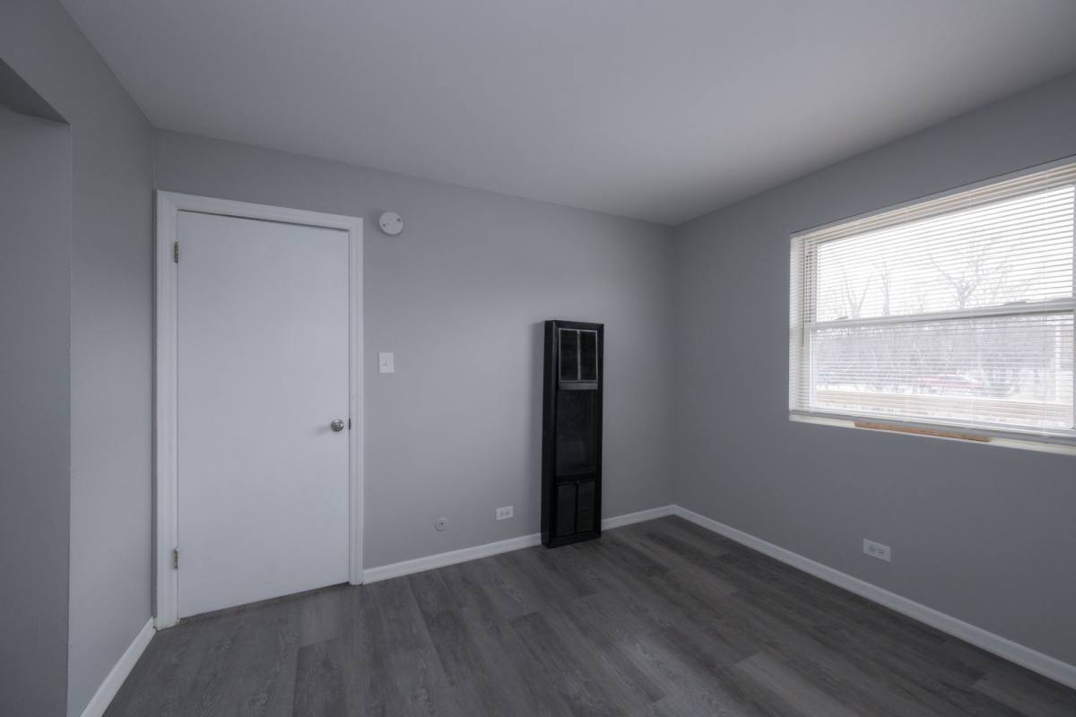 Apartment for rent at 15302-03 Knox, Oak Forest, IL 60452