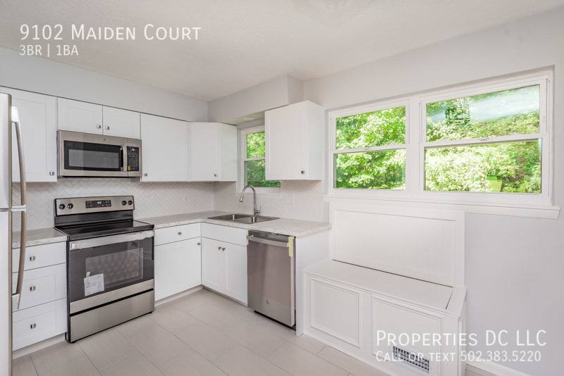 House for rent at 9102 Maiden Court, Louisville, KY 40229