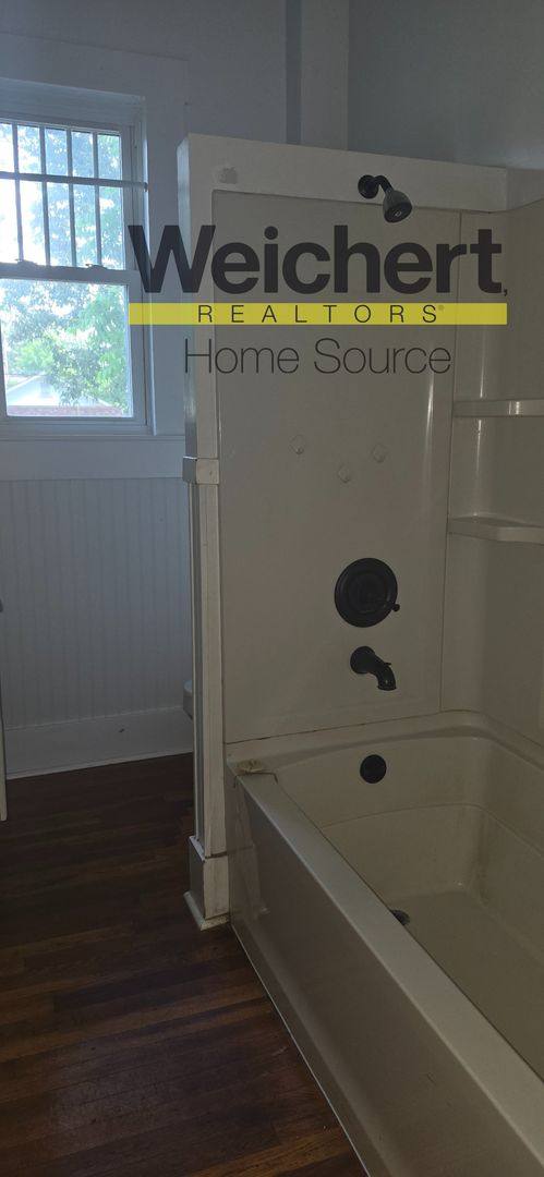 House for rent at 803 W Main, Paragould, AR 72450
