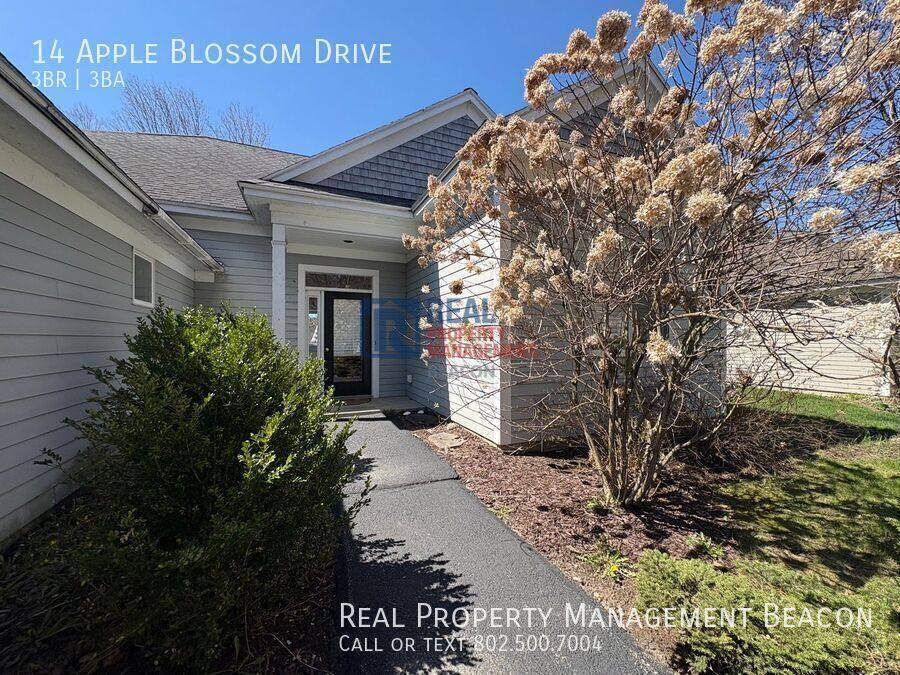 House for rent at 14 Apple Blossom Dr, West Lebanon, NH 03784