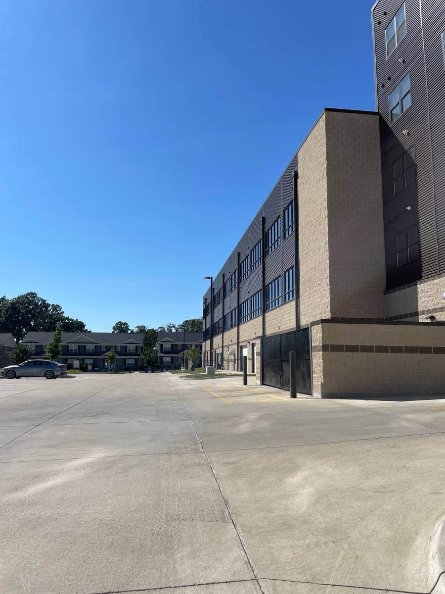 Apartment for rent at 930 16th St NE, Cedar Rapids, IA 52402