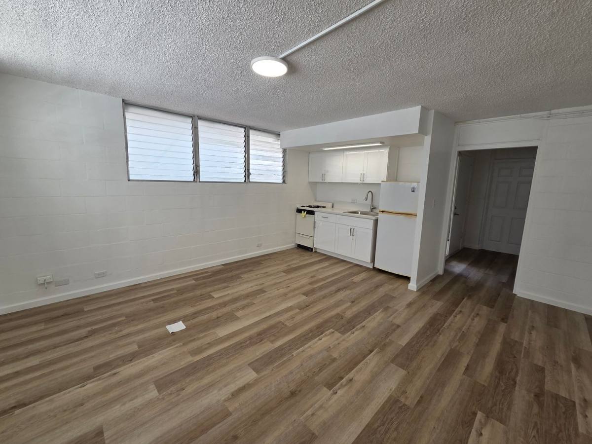 Apartment for rent at 426 Namahana St, Honolulu, HI 96815