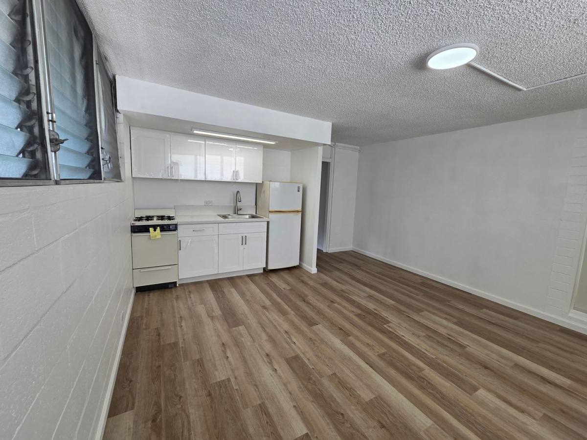 Apartment for rent at 426 Namahana St, Honolulu, HI 96815