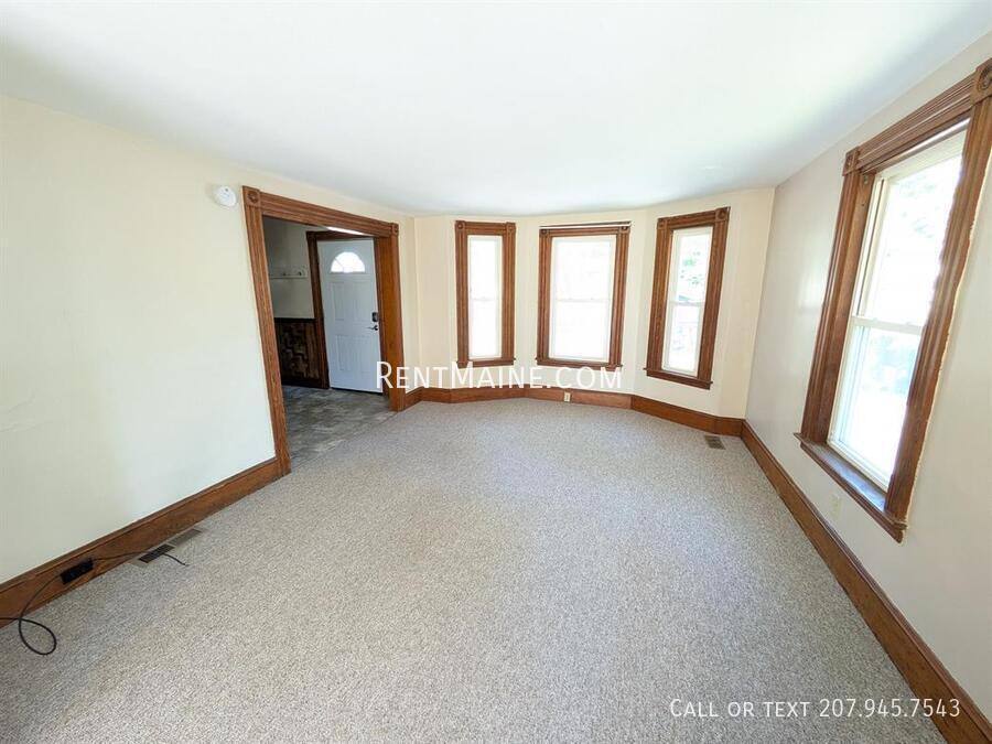 Apartment for rent at 40 Dillingham St, Bangor, ME 04401