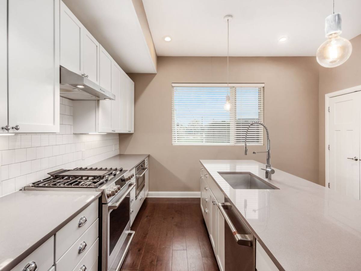 Condo for rent at 1147 N 4th St, Columbus, OH 43201