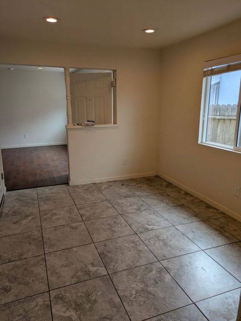 Apartment for rent at 5905-07 Clover Manor Way, Sacramento, CA 95824