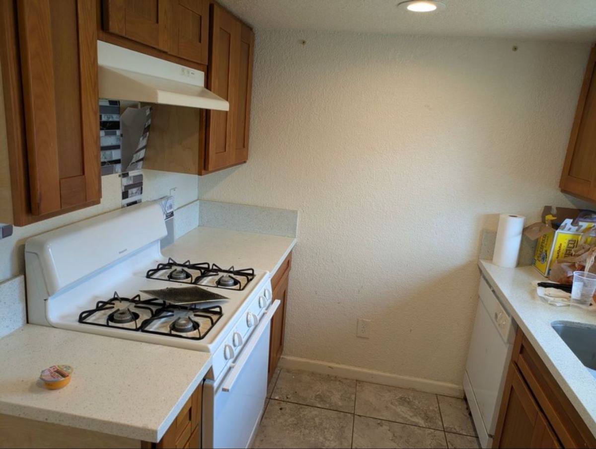 Apartment for rent at 5905-07 Clover Manor Way, Sacramento, CA 95824