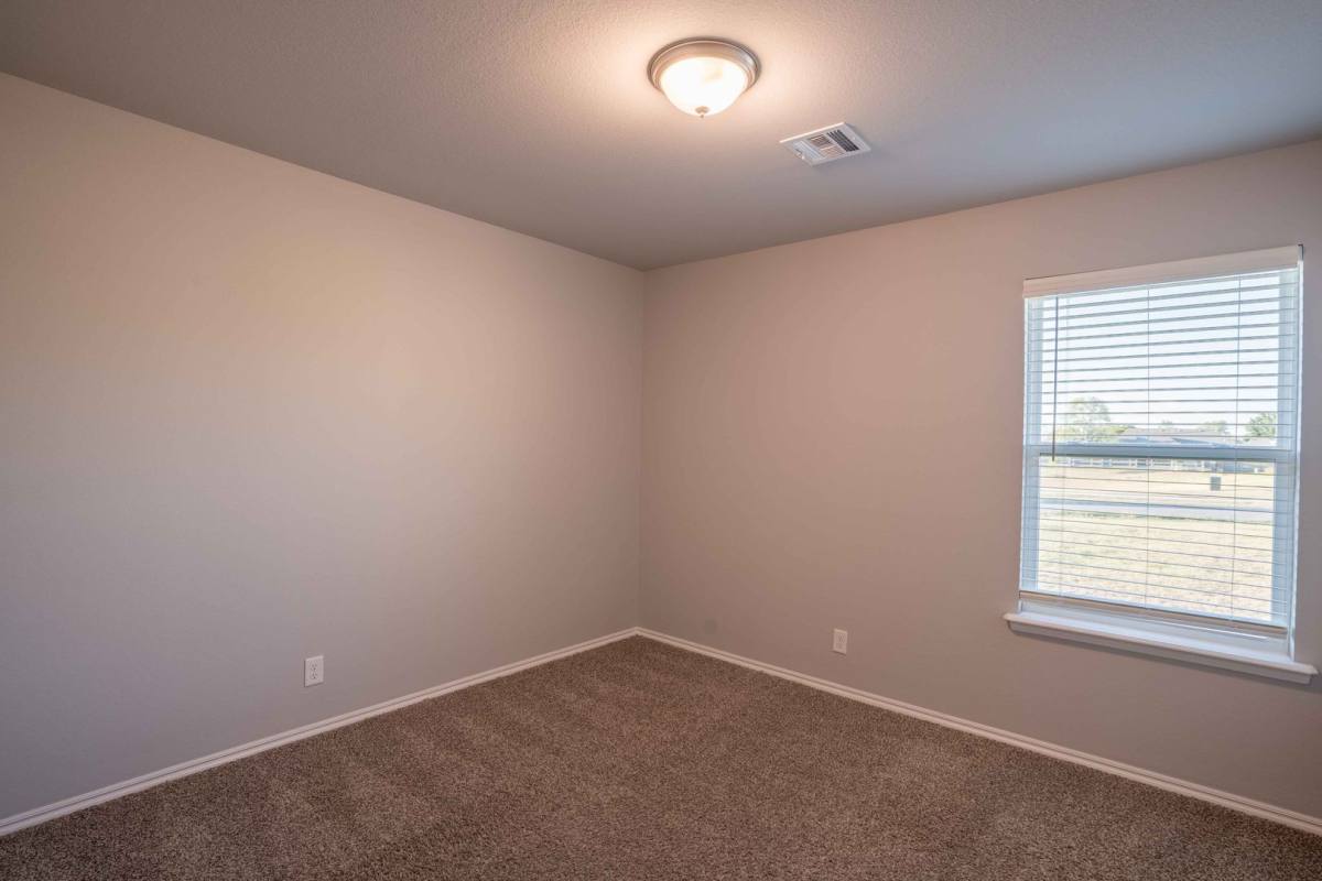 House for rent at 12505 N 130th E Ave, Collinsville, OK 74021