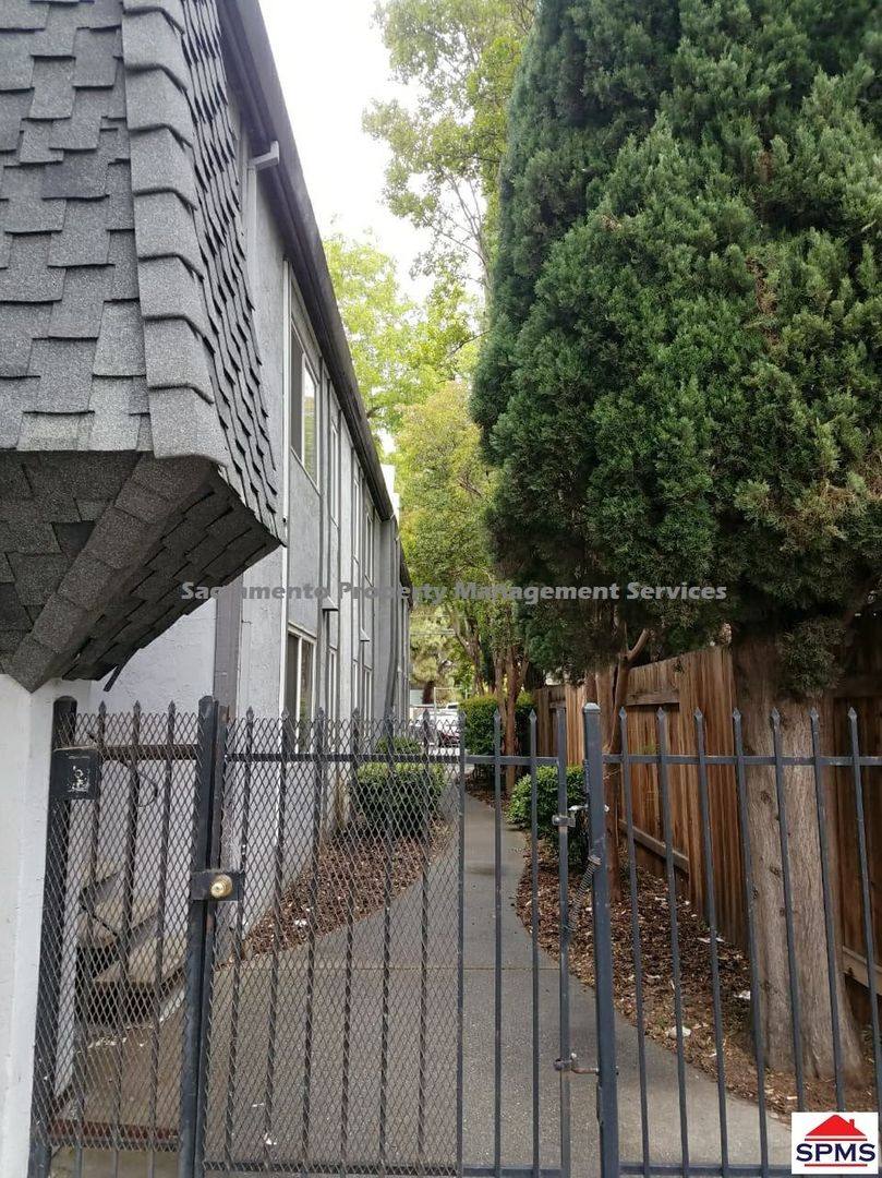 Apartment for rent at 1715 T St, Sacramento, CA 95811