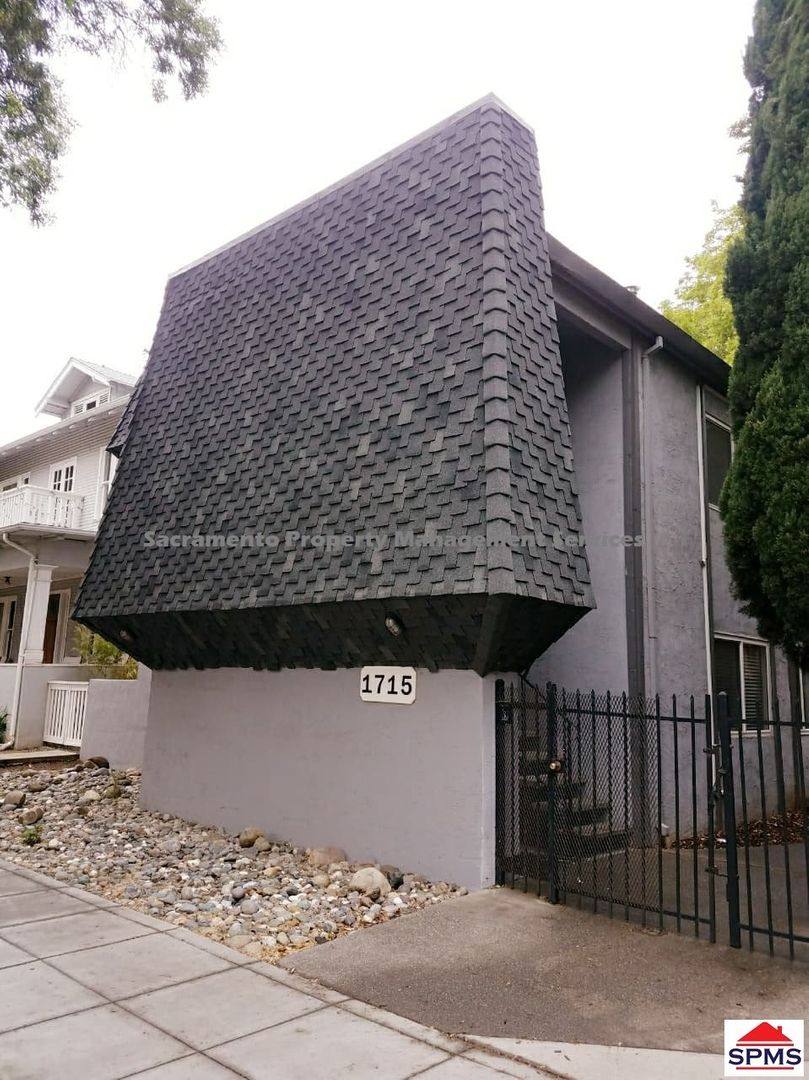 Apartment for rent at 1715 T St, Sacramento, CA 95811
