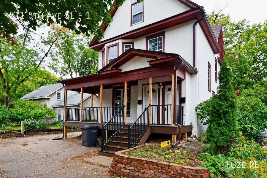 Apartment for rent at 511 5th Ave SE #1, Minneapolis, MN 55414