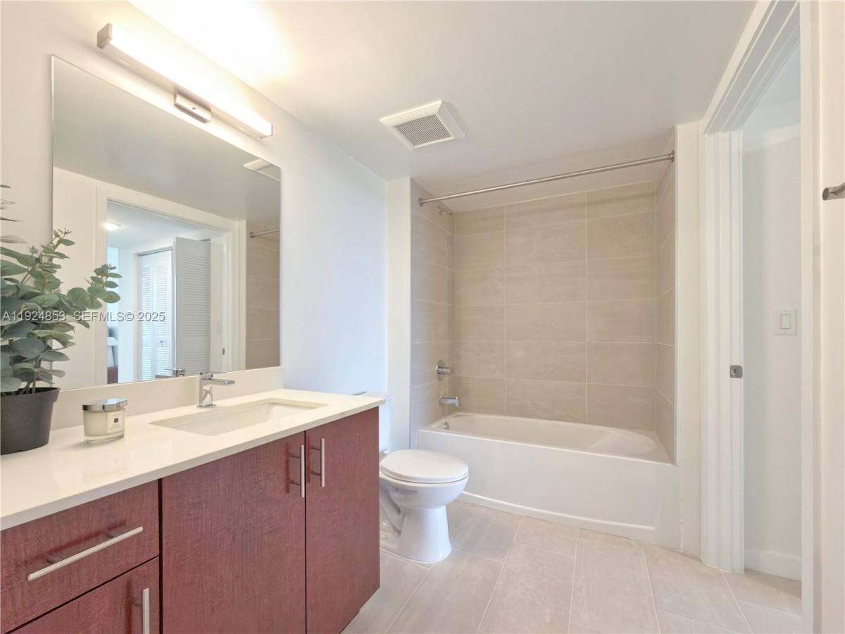 Apartment for rent at 11239 NW 4th Terrace #11239C1 2, Miami, FL 33172