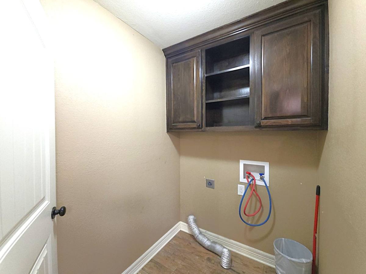 House for rent at 1424 Dogwood St, Tyler, TX 75701
