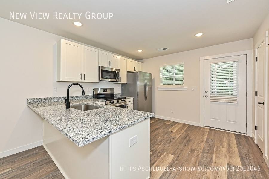 House for rent at 514 12th Ave NE, Hickory, NC 28601