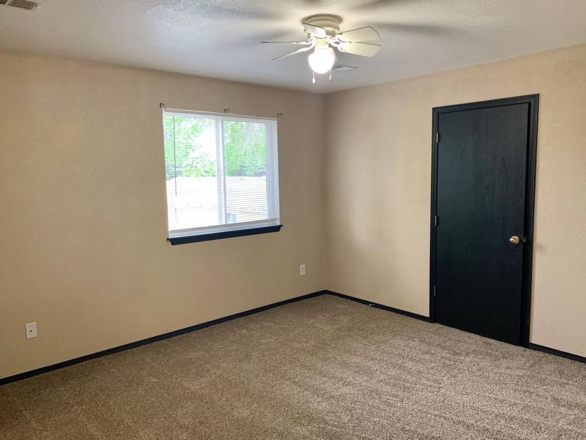 Apartment for rent at 1443 Centennial Dr, Longmont, CO 80501