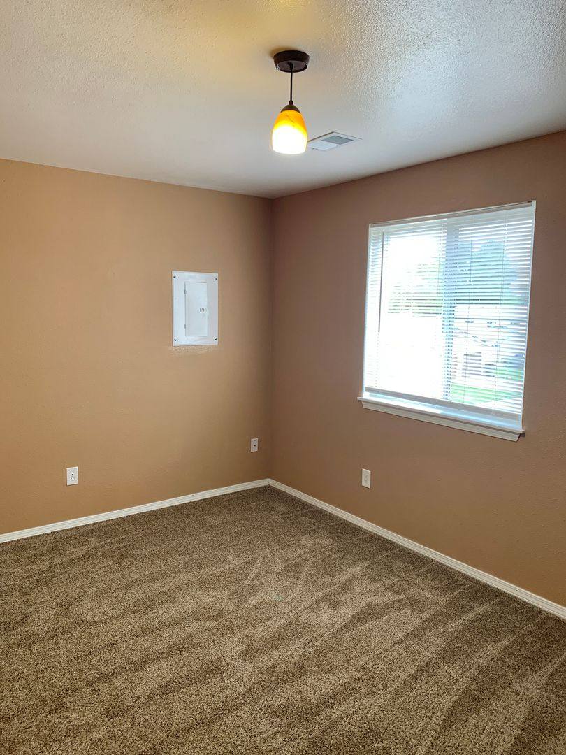 Apartment for rent at 1443 Centennial Dr, Longmont, CO 80501