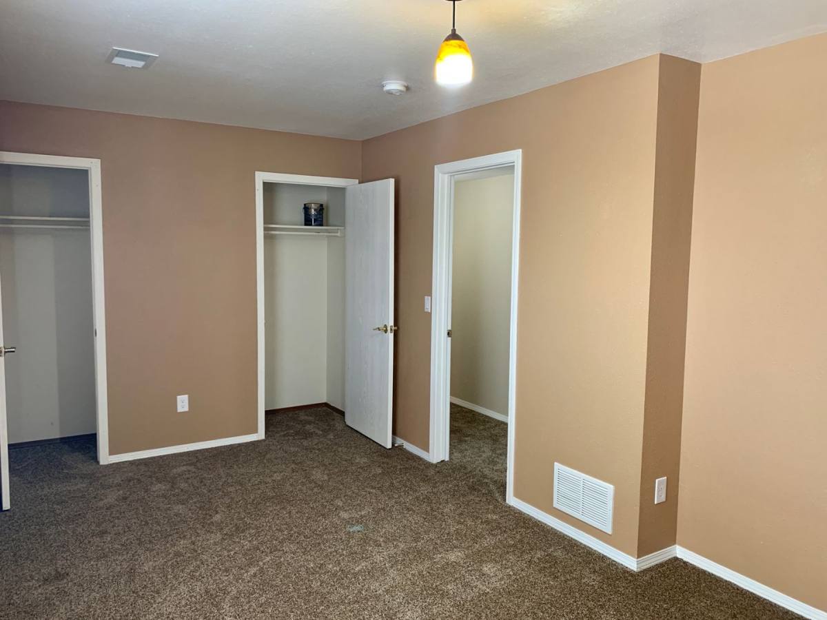 Apartment for rent at 1443 Centennial Dr, Longmont, CO 80501