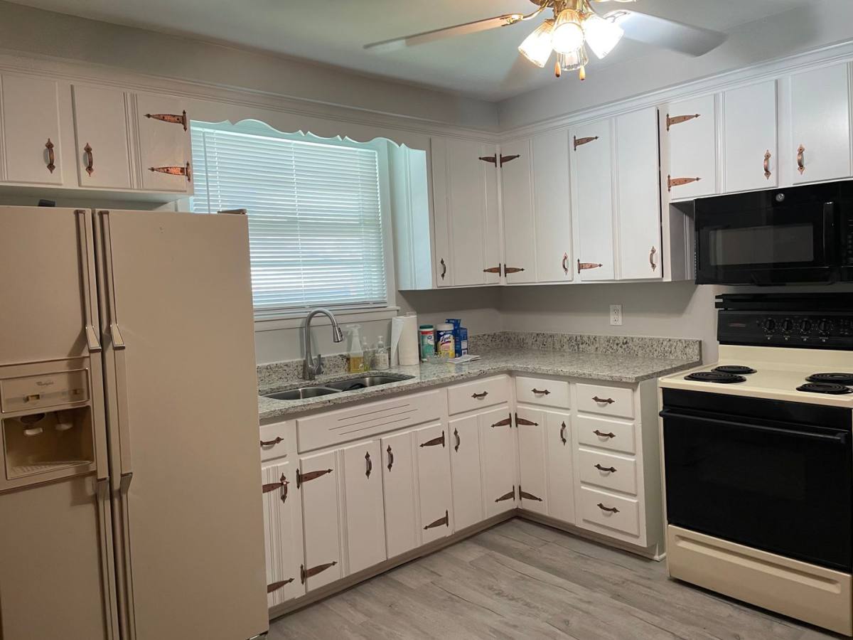 House for rent at 230 Downer Dr, Clarksville, TN 37042