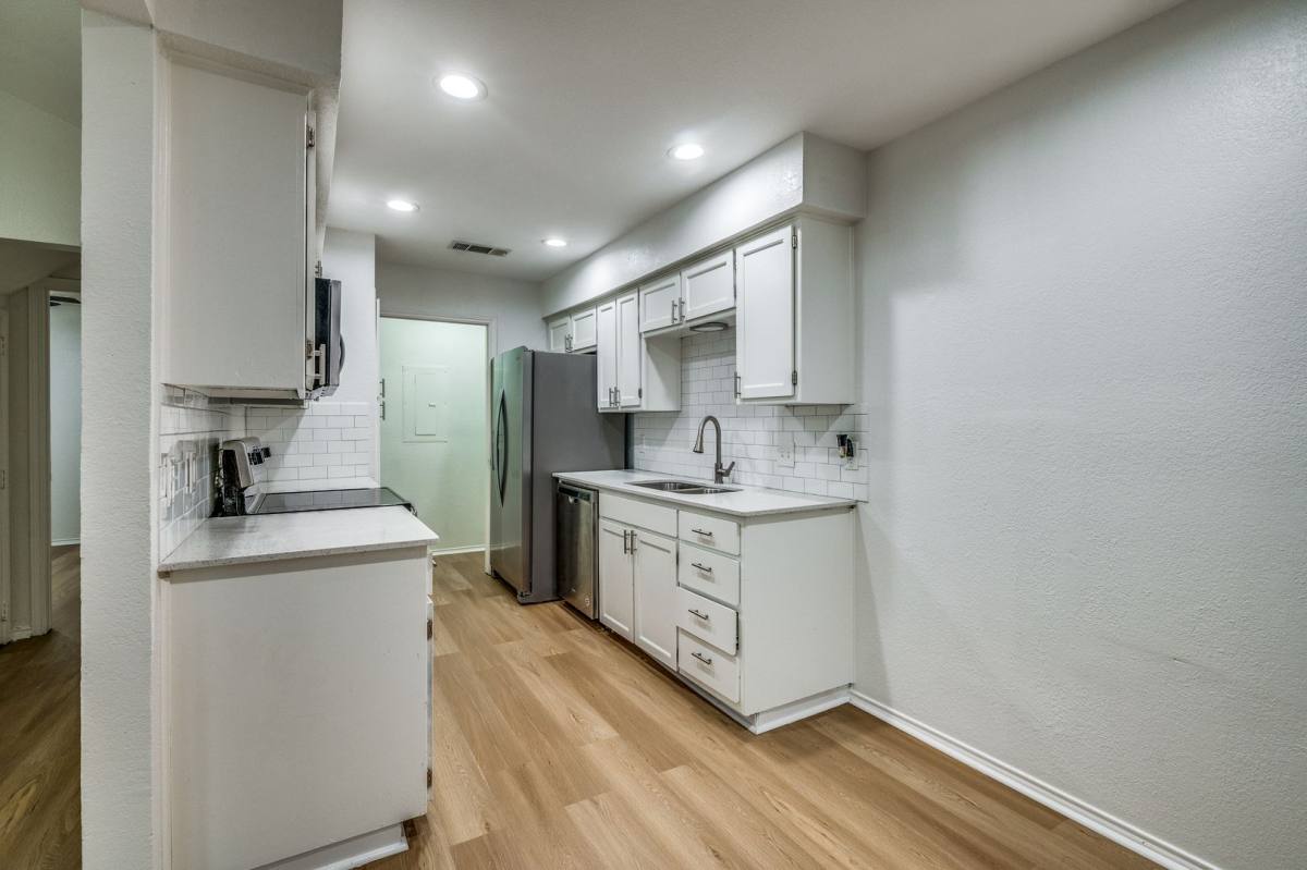 Townhouse for rent at 117 Peachtree Court #A, Kennedale, TX 76060