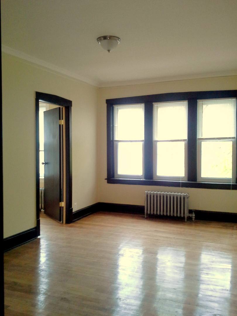 Apartment for rent at 4014-22 W Melrose, Chicago, IL 60641