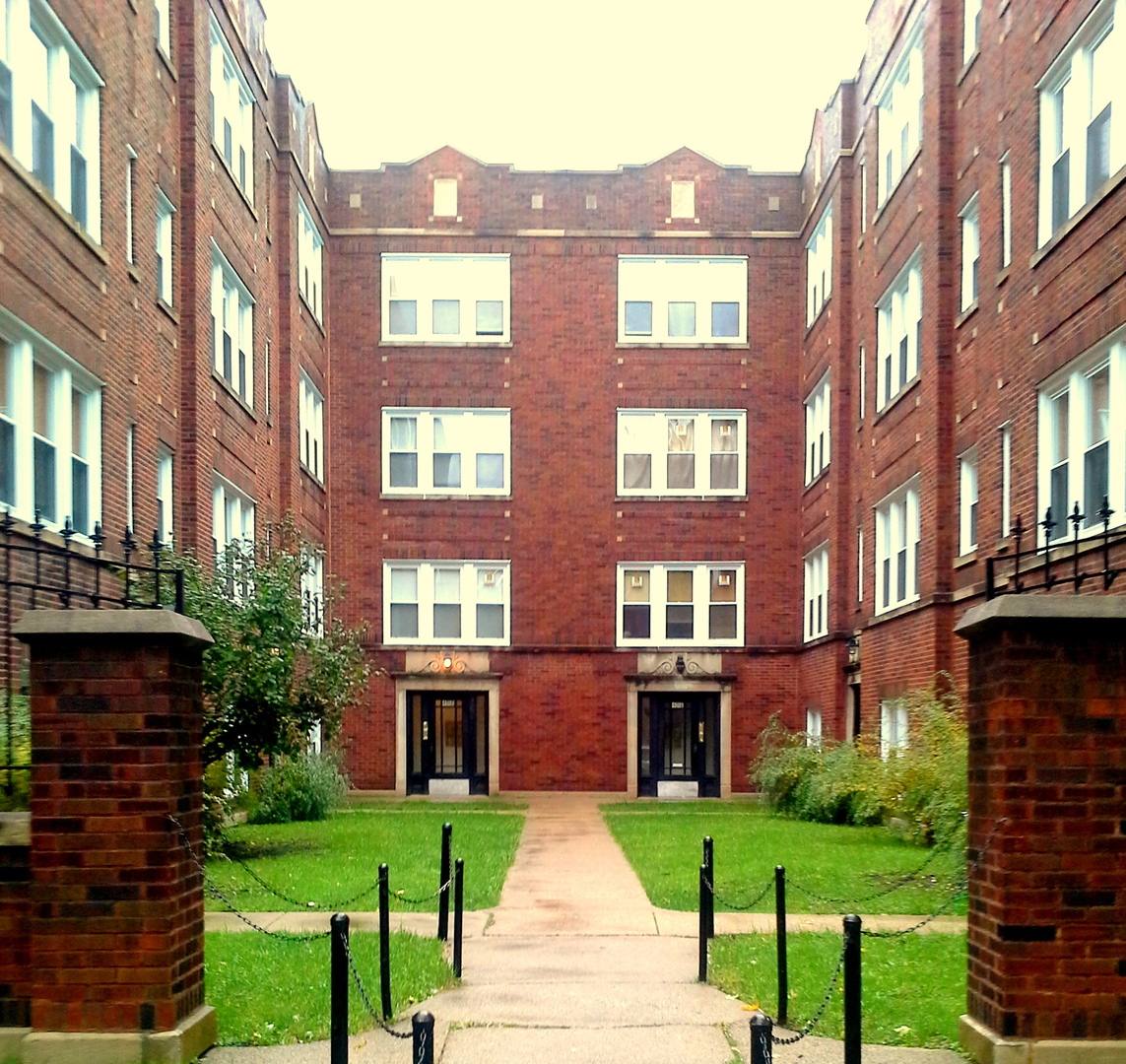 Apartment for rent at 4014-22 W Melrose, Chicago, IL 60641
