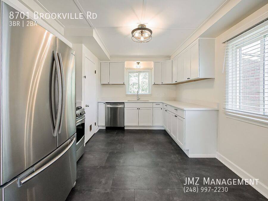 House for rent at 8701 Brookville Rd, Plymouth, MI 48170