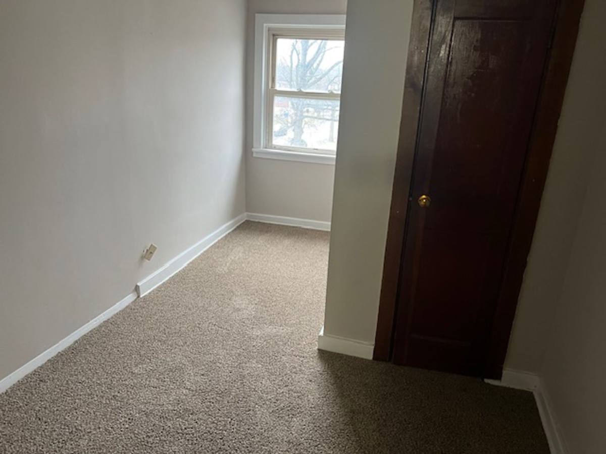 Apartment for rent at 3701 Green St, Harrisburg, PA 17110