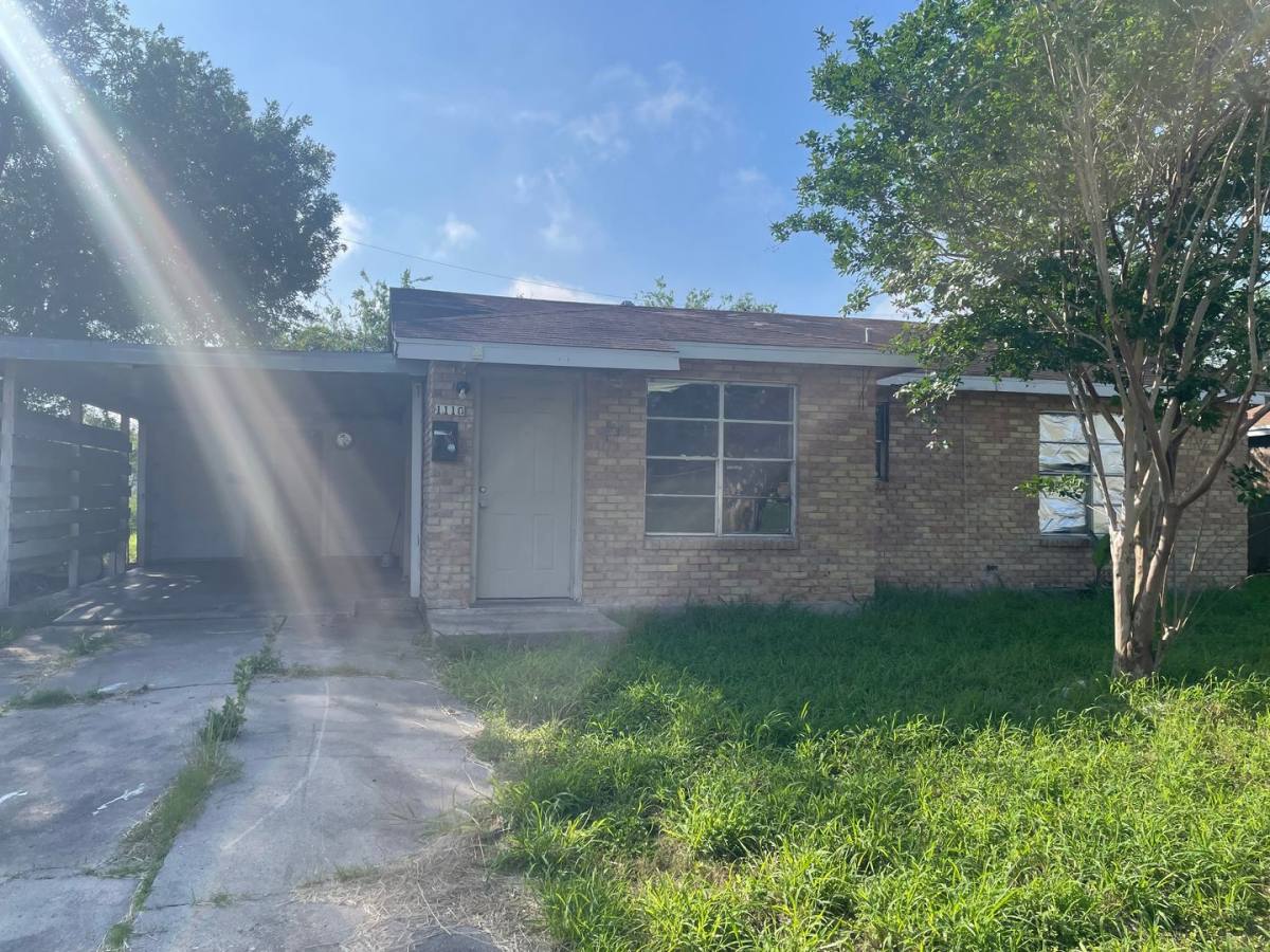 1110 Arnold Dr, Corpus Christi, TX 78412 - House for Rent