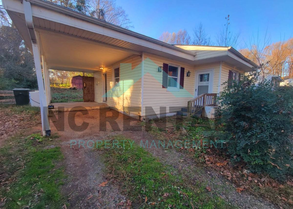 House for rent at 3211 Donnell St, Greensboro, NC 27405
