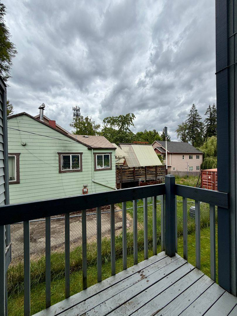 Apartment for rent at 4465 - 4469 SW Garden Home Rd, Portland, OR 97219