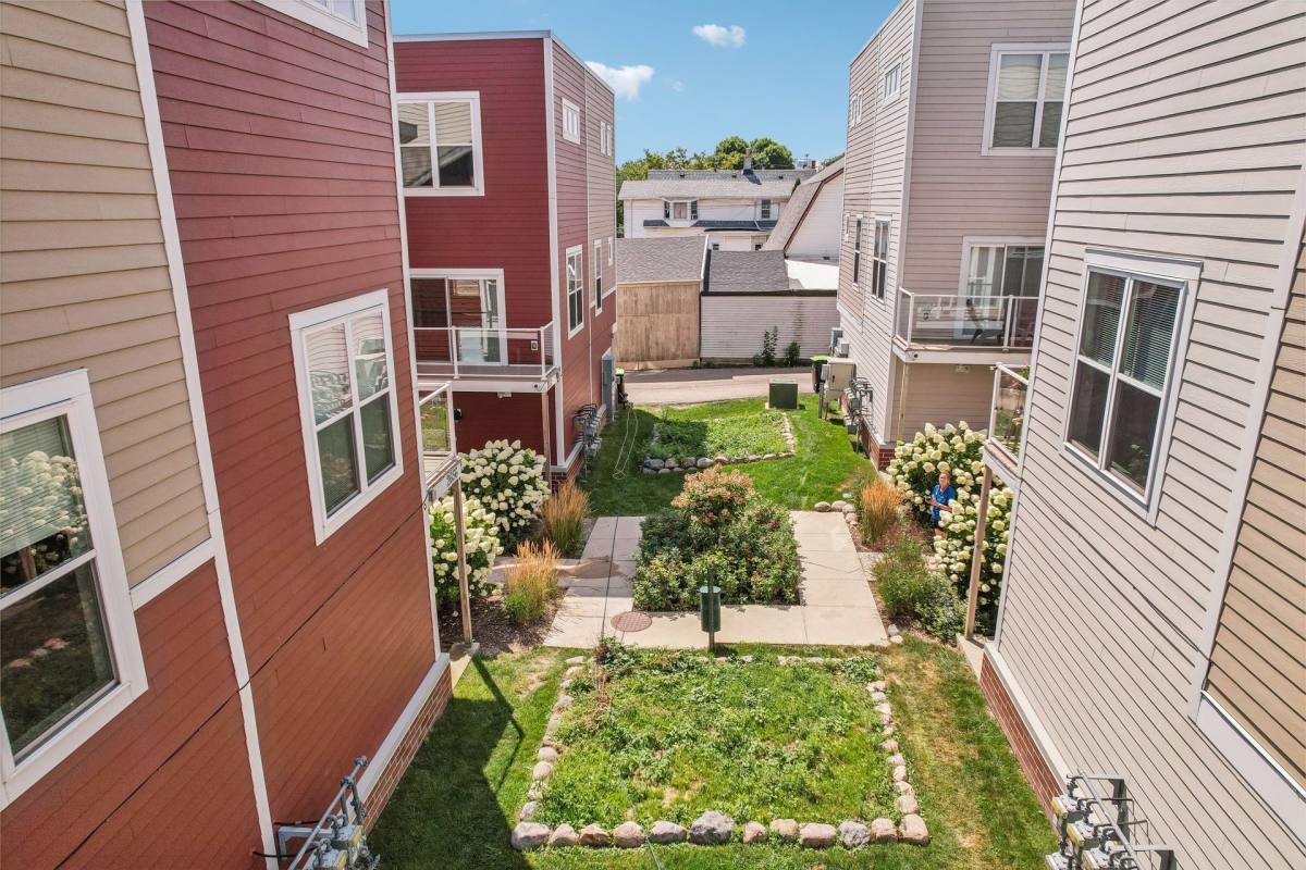 Townhouse for rent at 2650 N Humboldt Blvd, Milwaukee, WI 53212