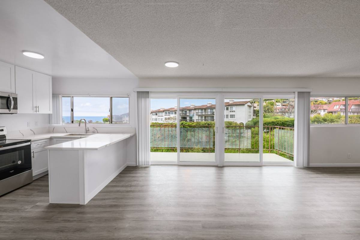 Apartment for rent at 2161 W 25th St, San Pedro, CA 90732