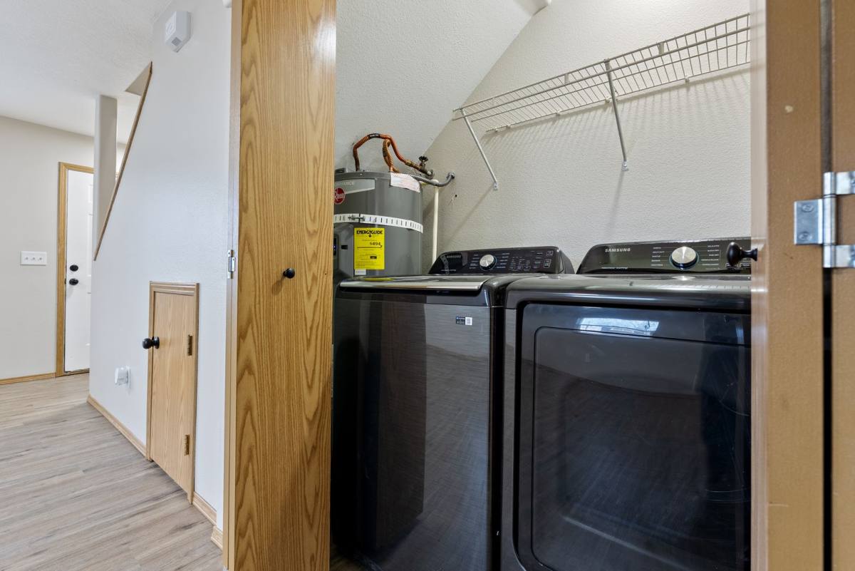 Apartment for rent at 2338 SE 89th Ave, Portland, OR 97216