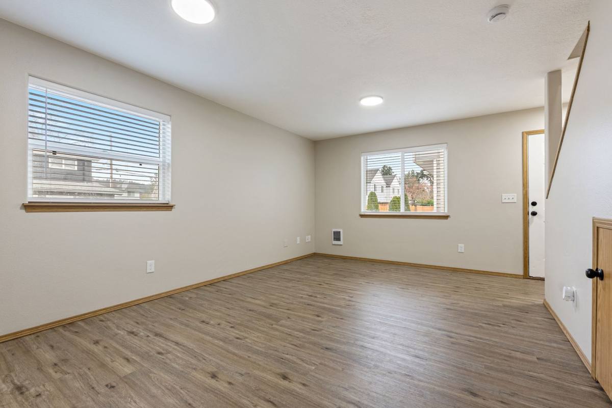 Apartment for rent at 2338 SE 89th Ave, Portland, OR 97216