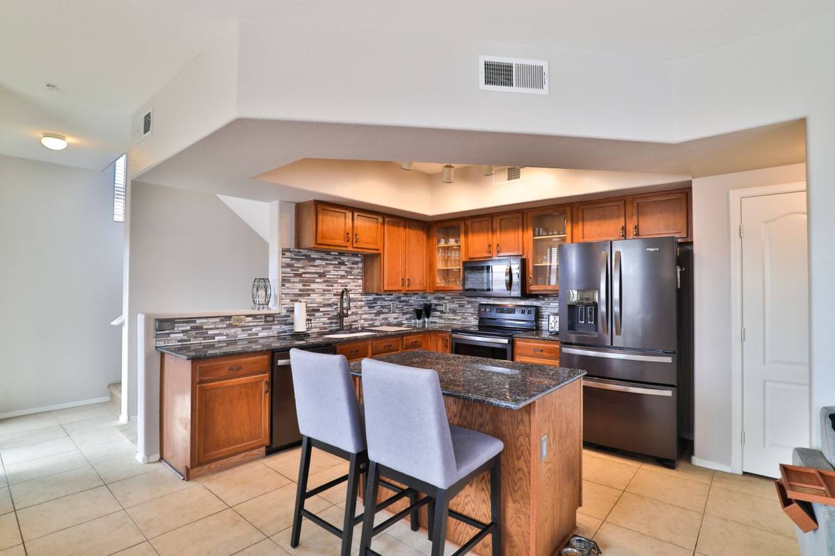 Townhouse for rent at 240 W Juniper Ave, Gilbert, AZ 85233
