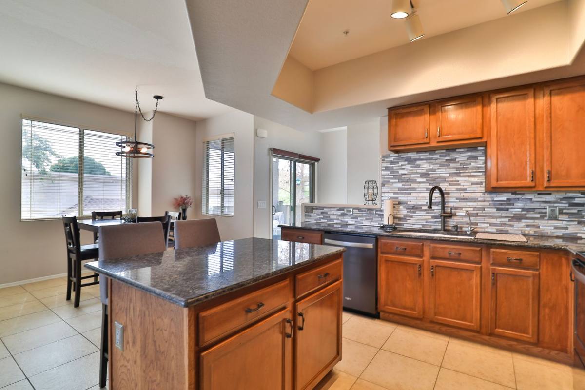 Townhouse for rent at 240 W Juniper Ave, Gilbert, AZ 85233