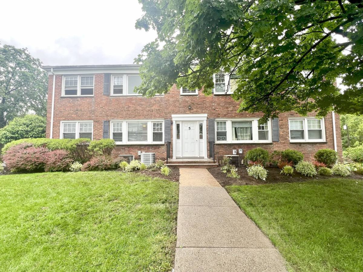 Apartment for rent at 5-20 Oak Terrace & 195-221 Mountain Ave, Somerville, NJ 08876